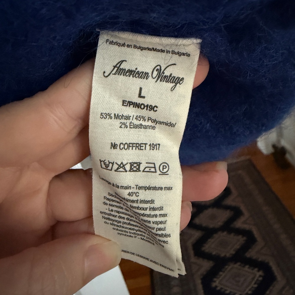 American Vintage Official Blue Mohair V-neck Cropped Cardigan - Picture 6 of 7